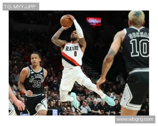 开拓者主场击败太阳，利拉德砍下35分：王牌之争再现经典瞬间