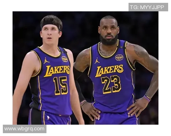 詹姆斯连场30+表现，带领湖人队击败独行侠队